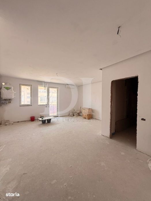 Apartament cu 3 camere - Zona Terra Floresti — fotografia 1