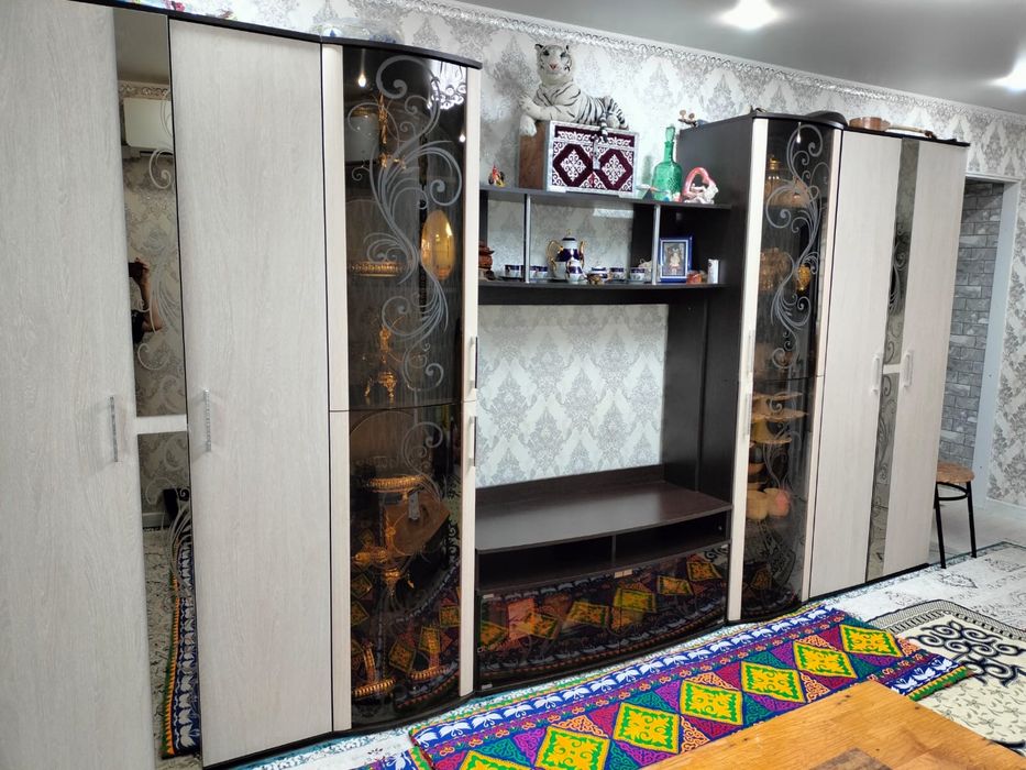 Продам стенку для гостиной