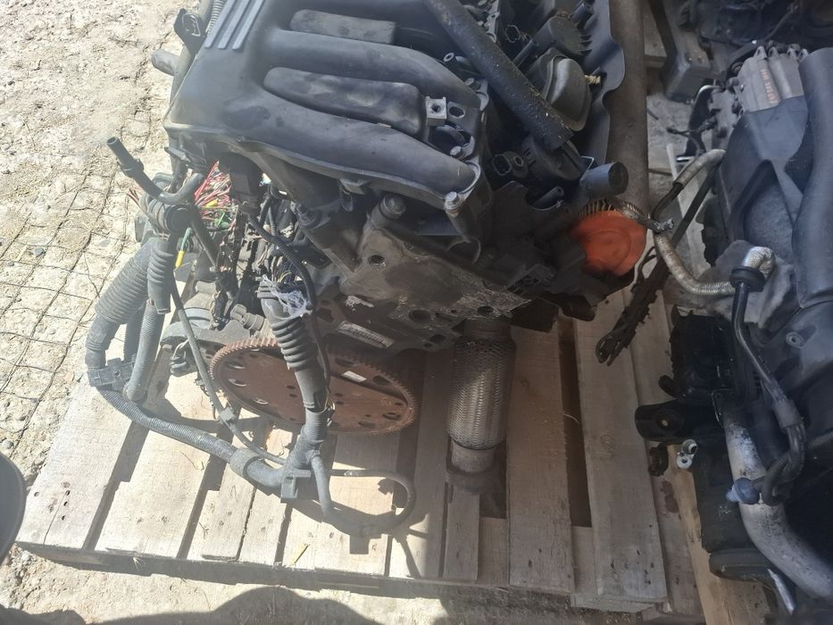 Vând motor bmw x5 3.0 2005 218 Avem TOATĂ GAMA BMW: e60 e90 e87 e46 x5 e53 x6 e71 seria 6 f12 f13 seria 5 f10