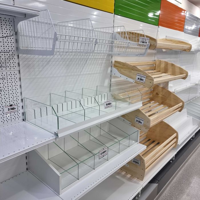 Стеллажи полка со склада в Усть-Каменогорске в рассрочку!