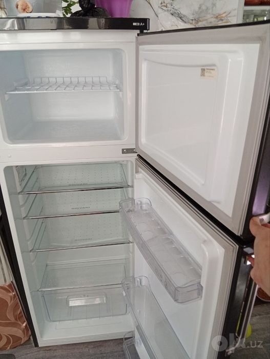 продам срочно холодильник в отличном состоянии