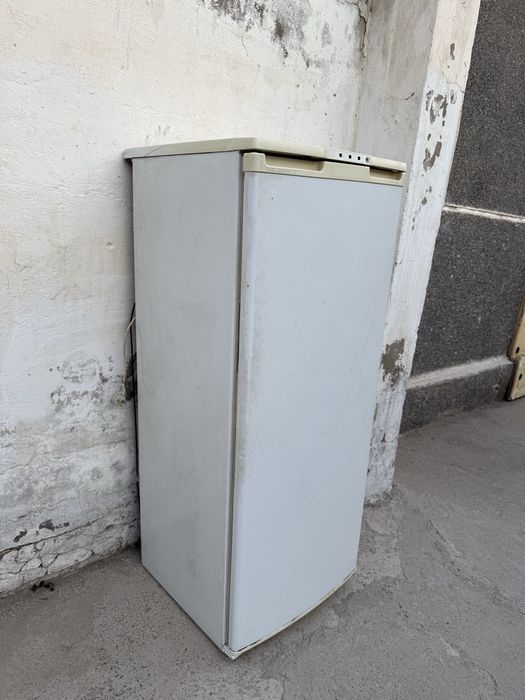 Продаеться Холодильник