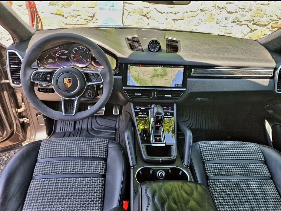 Se vinde Porche Cayenne S