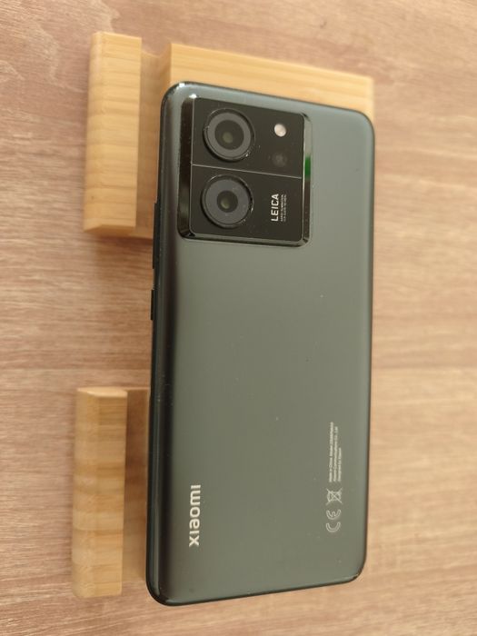 Продавам Xiaomi 13T