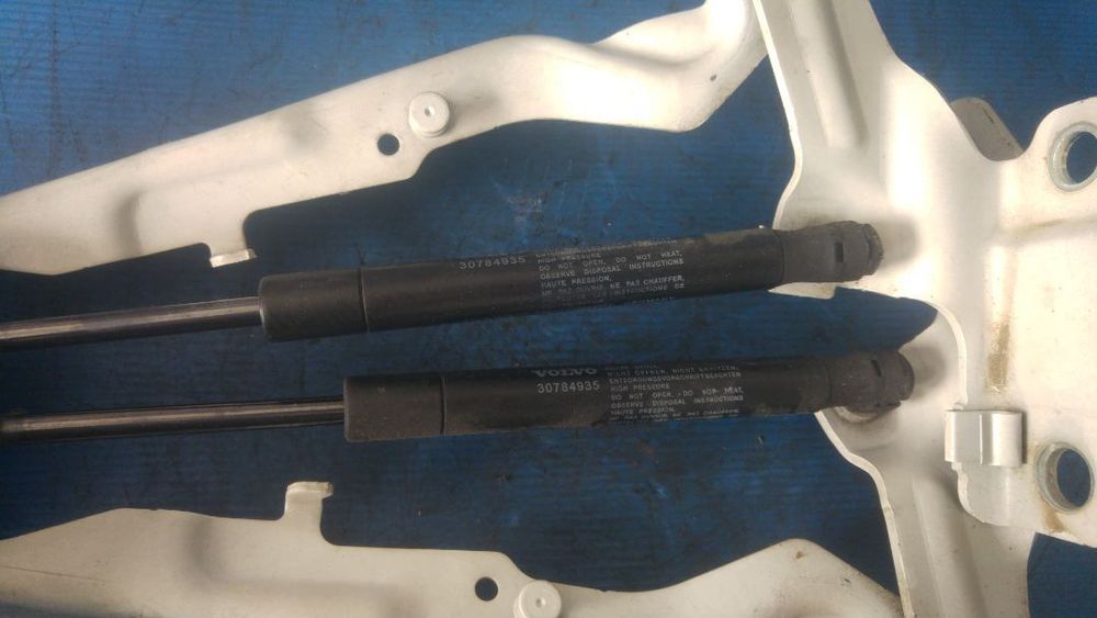 balamale capota volvo xc60 2010-2014 30779283 30779282