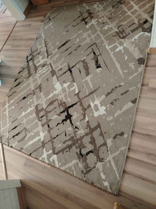 Продам современный ковер 3×4 м.