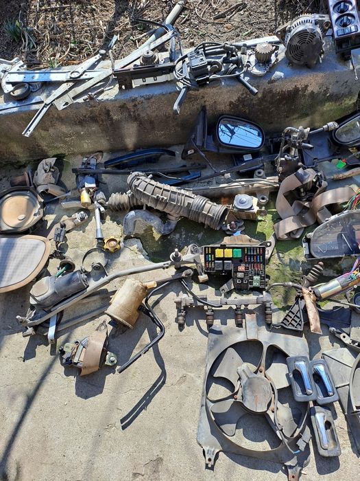 Части за ровер 600