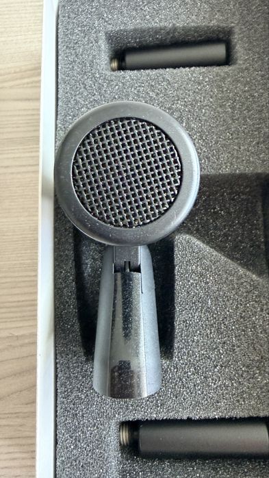 Vand Microfon dinamic instrumente / tobă mare AKG D550