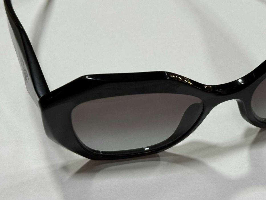 Слънчеви Очила Prada SPR 16W