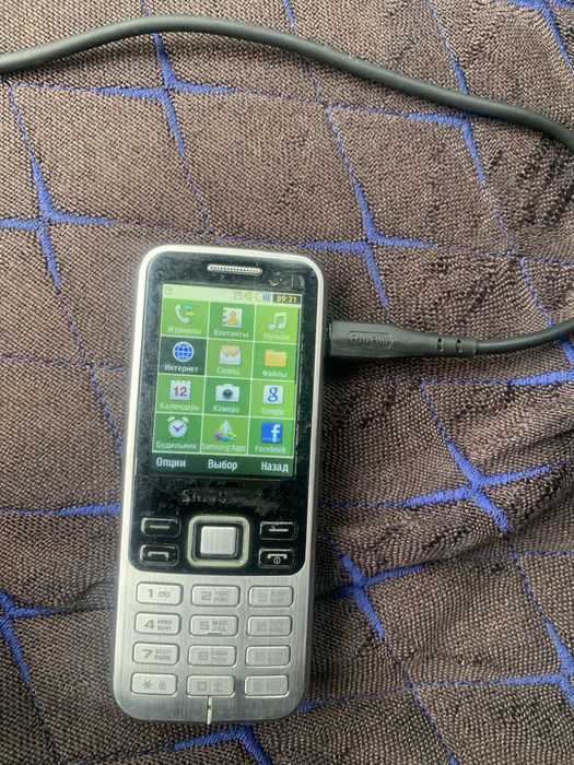 Продам телефон Самсунг С3332