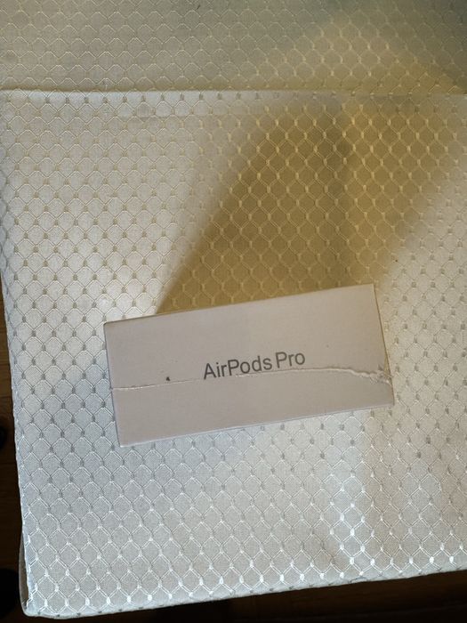 AirPods Pro 2 - Отлично състояние