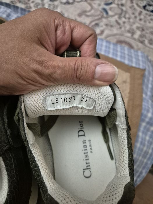 Красовки продам новые