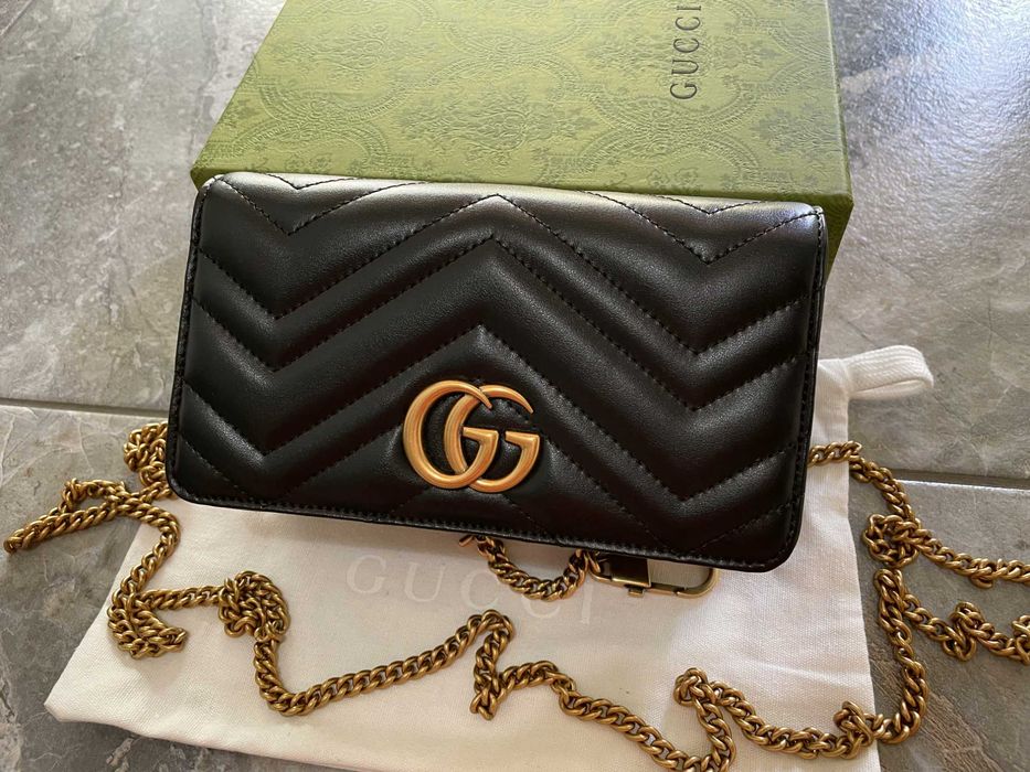 Gucci Малка Чанта Marmont Beloved Гучи Златно Gold GG логo Автентична