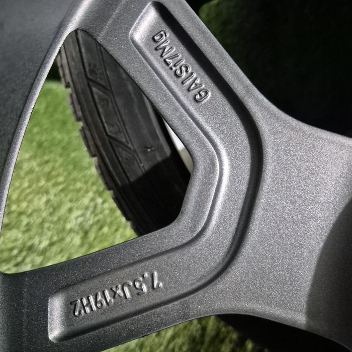 Jante R 19 Fiat 500 cu anvelope 225 40 19