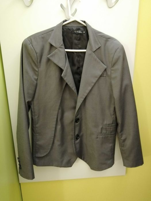 Перфектно състояние! Спортно елегантно сако 100% вълна