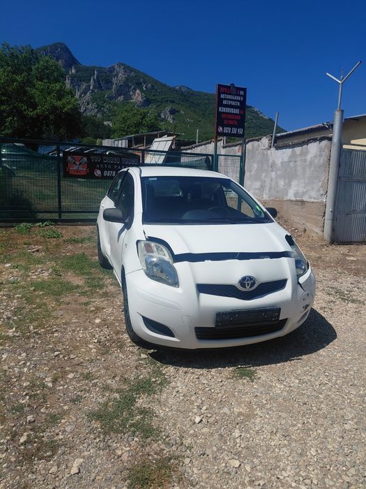 Toyota Yaris 1.0i vvti на части !!!