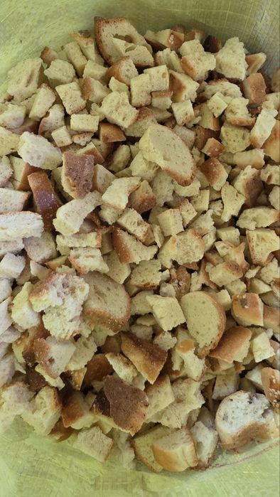 Qurutib toralgan non