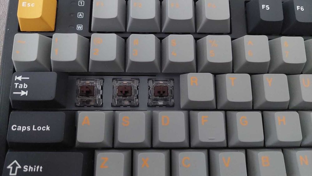 Aula F108 Механична клавиатура hot swap / brown switch
