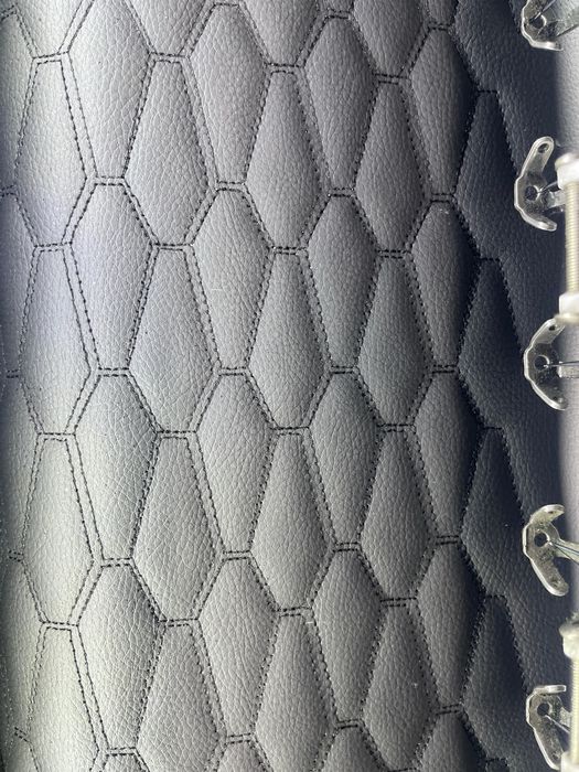 Usluga material, koja, qavish uskunasida gul tushirish