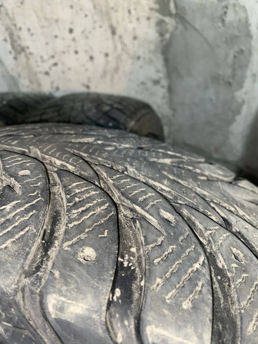 Шины зимние 275/65 R17