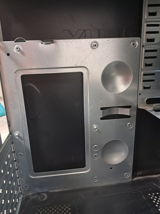 Продаю корпус от пк