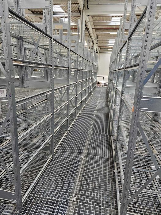 Rafturi profesionale arhiva si service