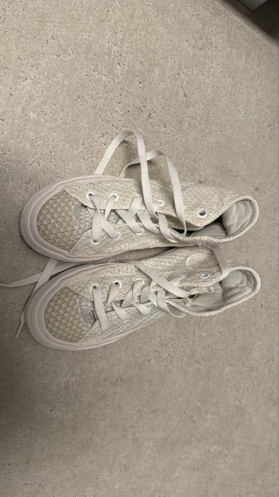 Детски кецове Converse №31 бели дантелени