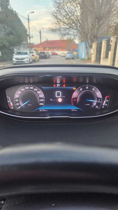 Peugeot 3008, 2021, 1.2 benzina