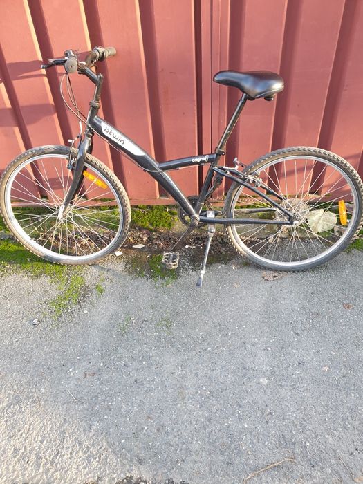 Vând bicicleta roti 24