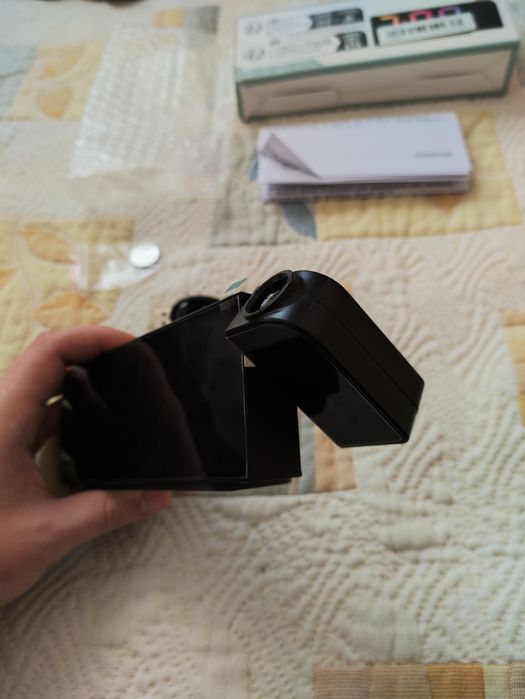 Дигитален часовник с прожектор