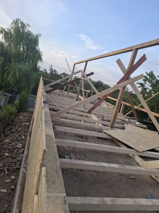 Reparații acoperișuri