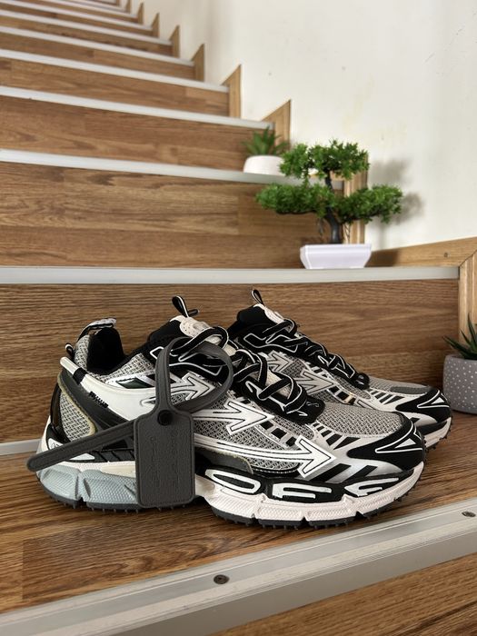 Off white be right back