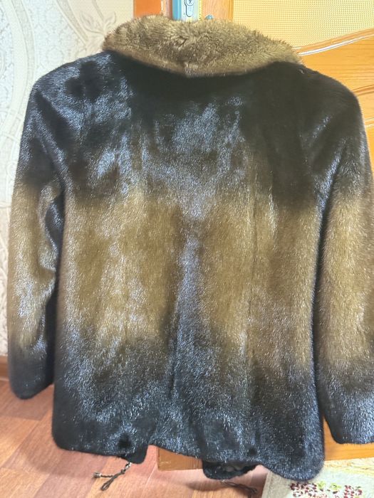 Продам шубу норковую