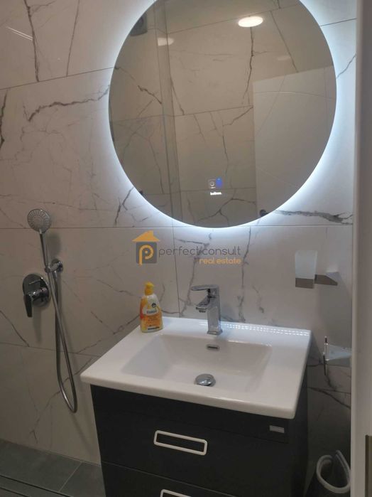 Двустаен апартамент в Остромила ПАРКОМЯСТО В ЦЕНАТА