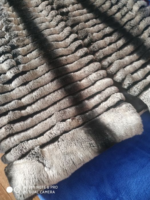 Жилетка Шиншила с капюшоном