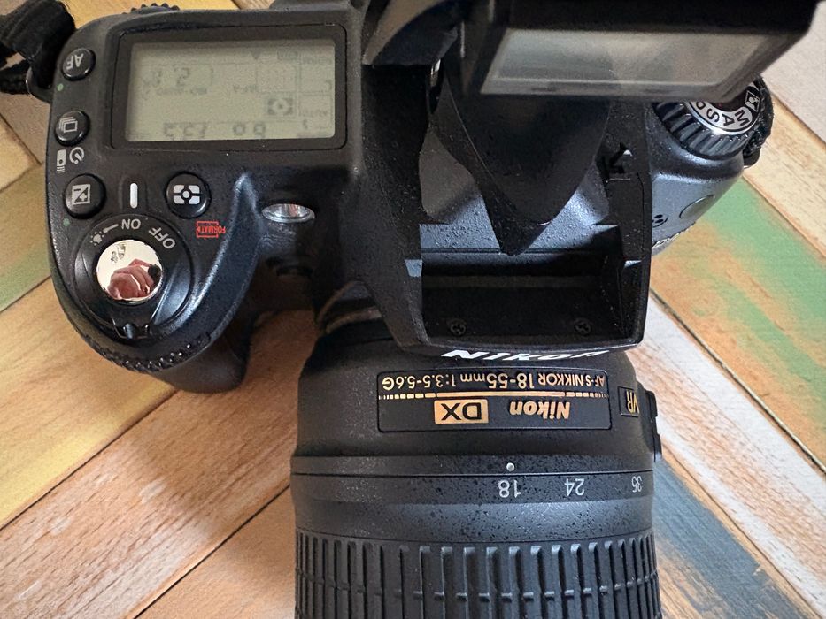 Aparat foto DSLR Nikon D90