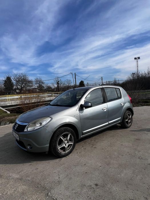 Dacia Sandero 2011 1.6 Benzina +GPL
