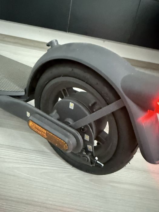 Trotineta electrica XIAOMI 4 LITE Garantie