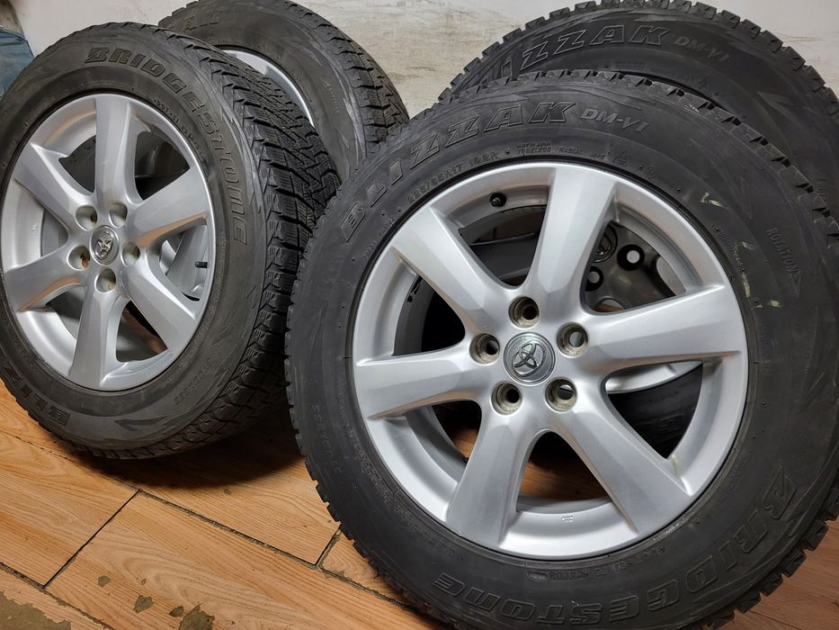 Toyota 17" 5x114,3 RAV 4 оригинални лети джанти Тойота 225/65/17