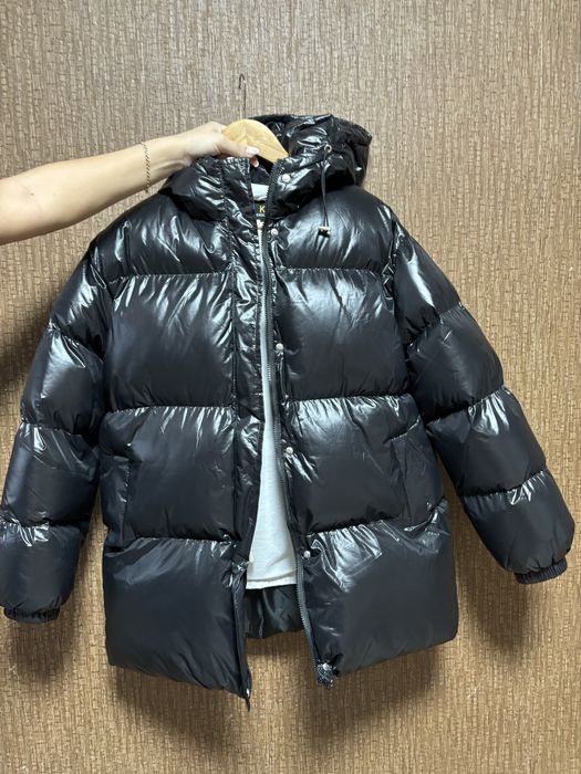 Продам пуховик Зара куртку