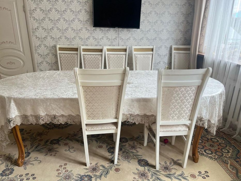 Продам стол со стульями