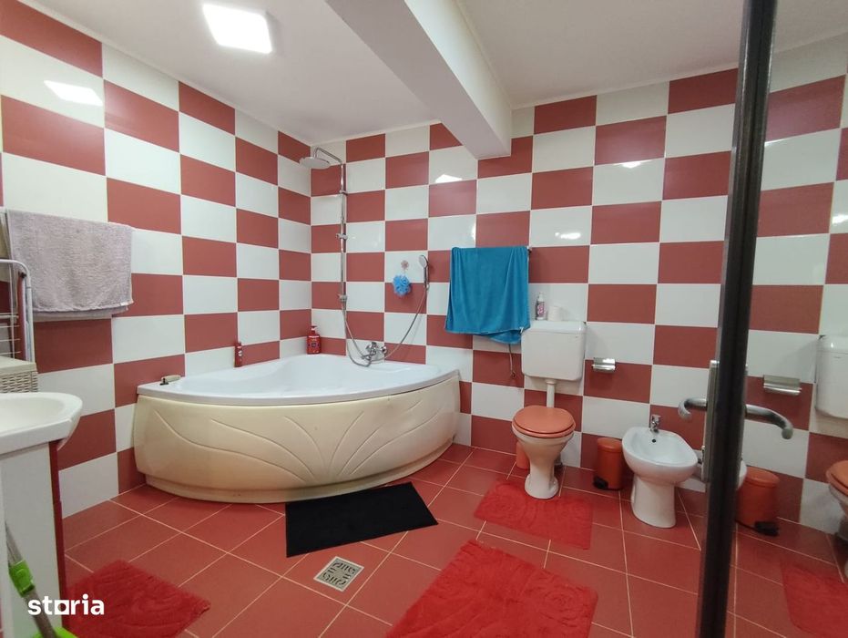 FARA COMISIOANE zona buna aer curat casa mobilata 4 camere P +M  755mp
