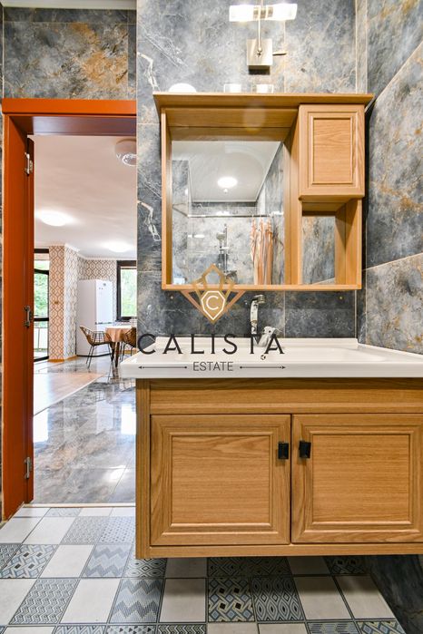 Дава се под наем Тристаен апартамент в София, Център - 104 кв.м за 796.62 € - Снимка #10