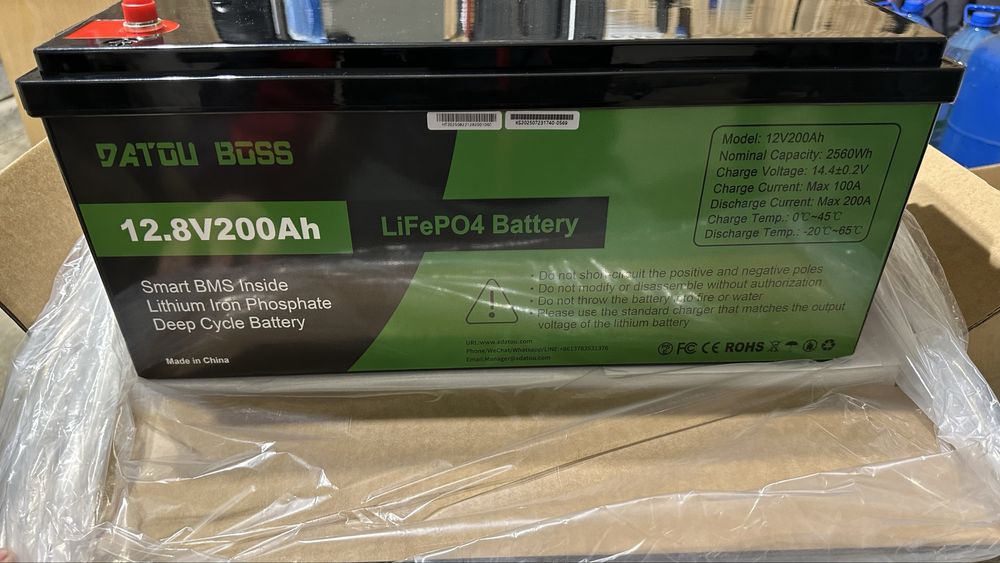 LiFePO4 акумулатори 12v 300Ah и 12v 200Ah НОВИ!