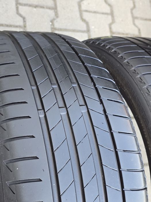 225 40 19 Bridgestone