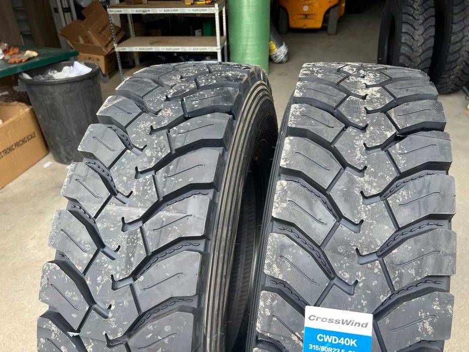Cauciucuri radiale 315/80R22.5 noi de tractiune on/off pt camion MAN