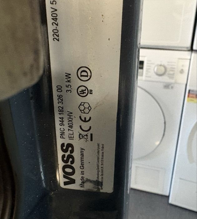 Бяла фурна за вграждане Voss IEL740XHV 71 L