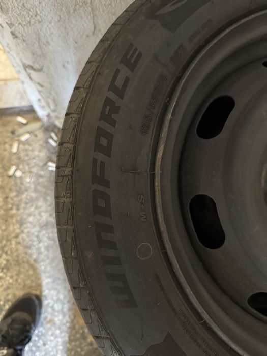Летни гуми с джанти 185/65 15