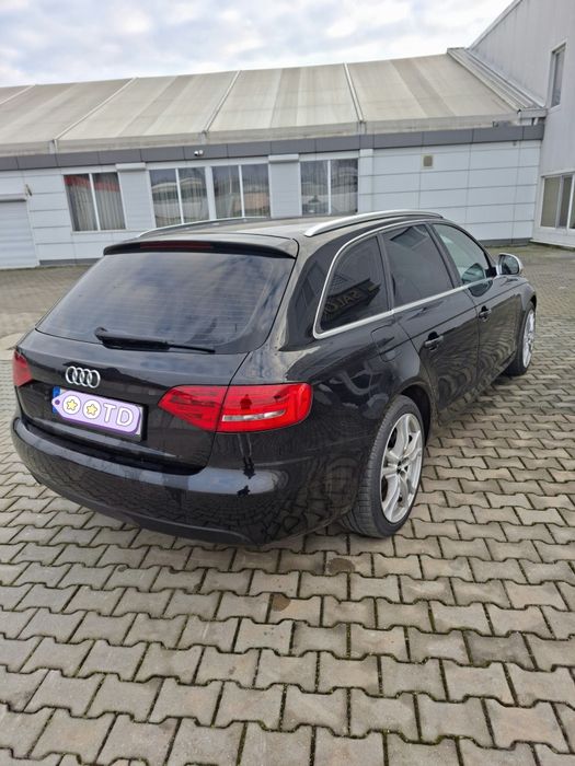 Vand /Schimb Audi A4 2.0 TDI 2009 Automat 143 CP