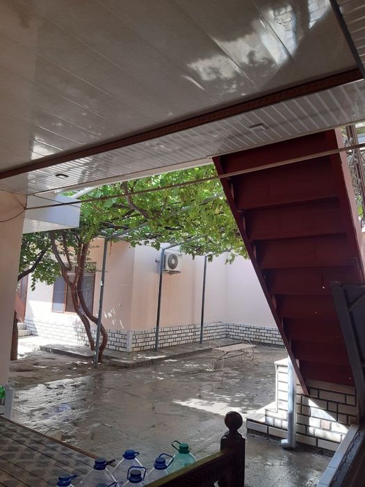 Уй сотилади 6 хонали